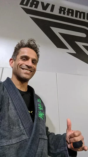Jiu jitsu player BJJ who uses Battle Balm to help keep him healthy and pain free. Battle Balm is the best pain relief for athletes.